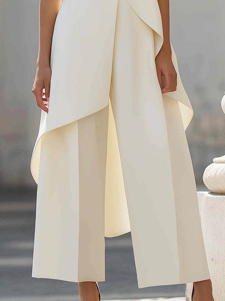 Macacão feminino formal e elegante, gola alta e perna larga, para eventos especiais.