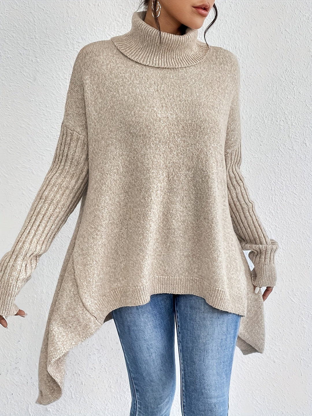 Polo feminina oversized amarela, vibrante. Conforto e tendência para outono inverno.