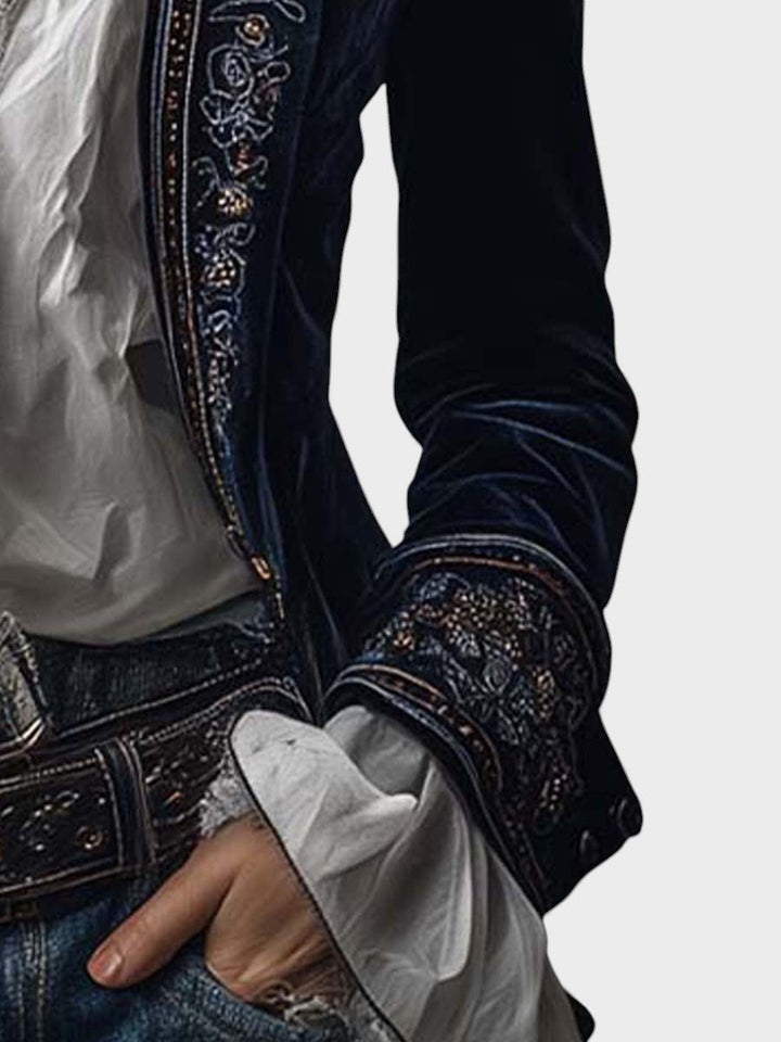 Confortável jaqueta feminina para o inverno. Casaco elegante com design sofisticado, perfeito para a moda outono.