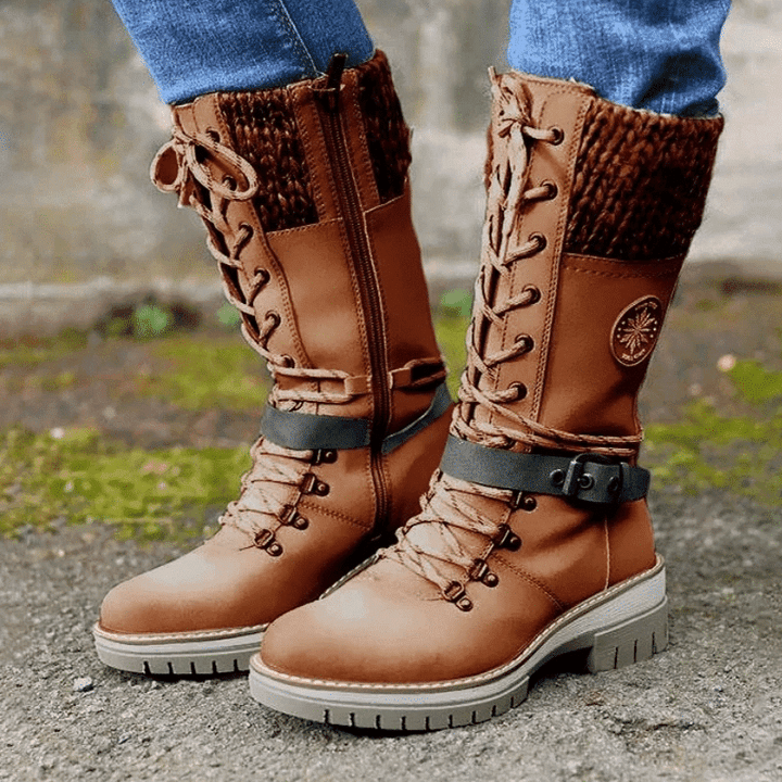 Calçado de inverno feminino: bota cano alto, cadarço, impermeável, perfeita para dia a dia.