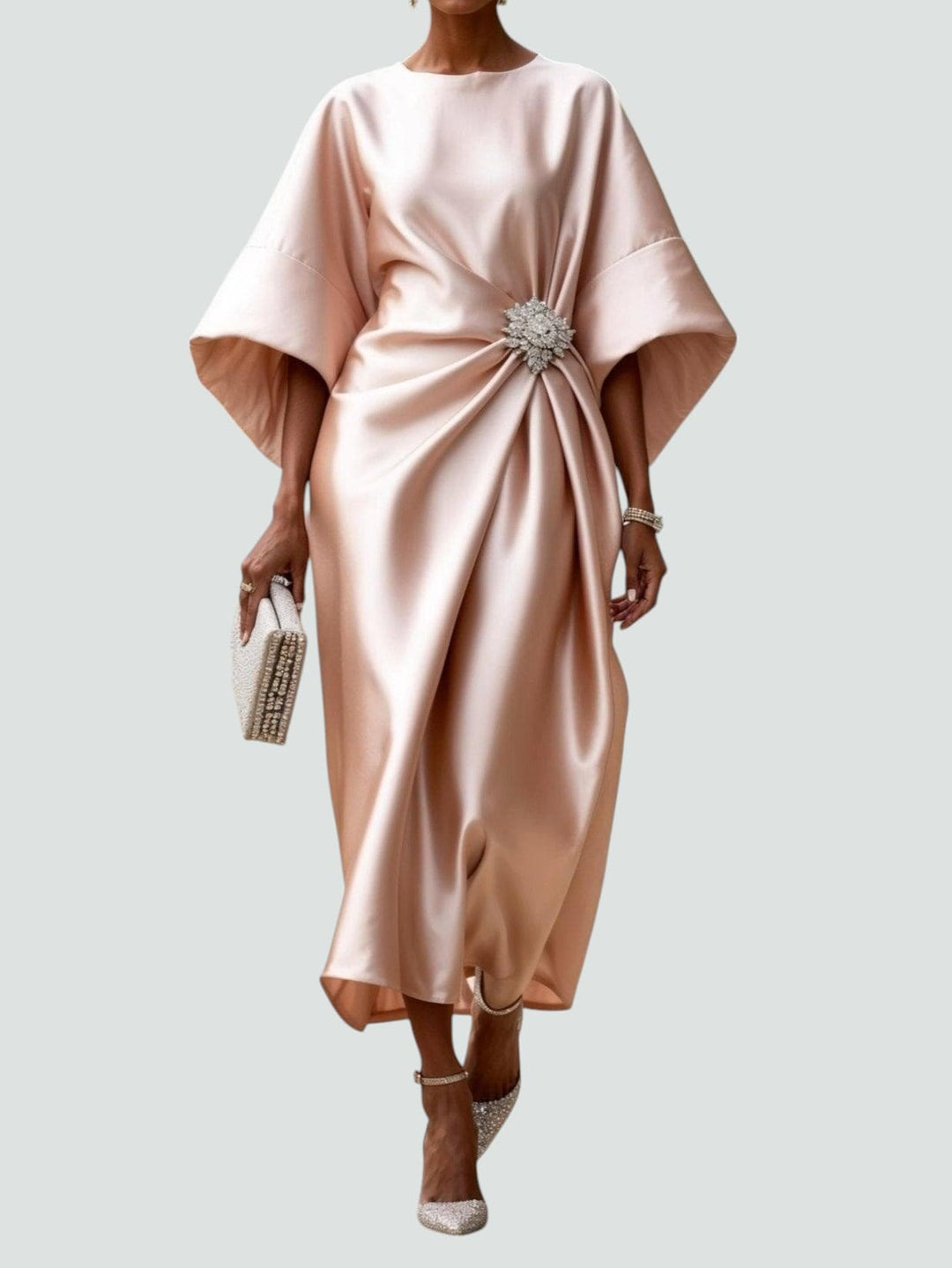 Moda feminina: Vestido longo elegante para festa e casamento, com decote canoa e mangas midi. Perfeito para gala.
