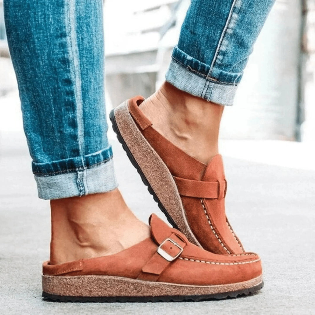 Sandálias femininas com espuma memória, ideais para conforto ortopédico diário, caminhada e casual.