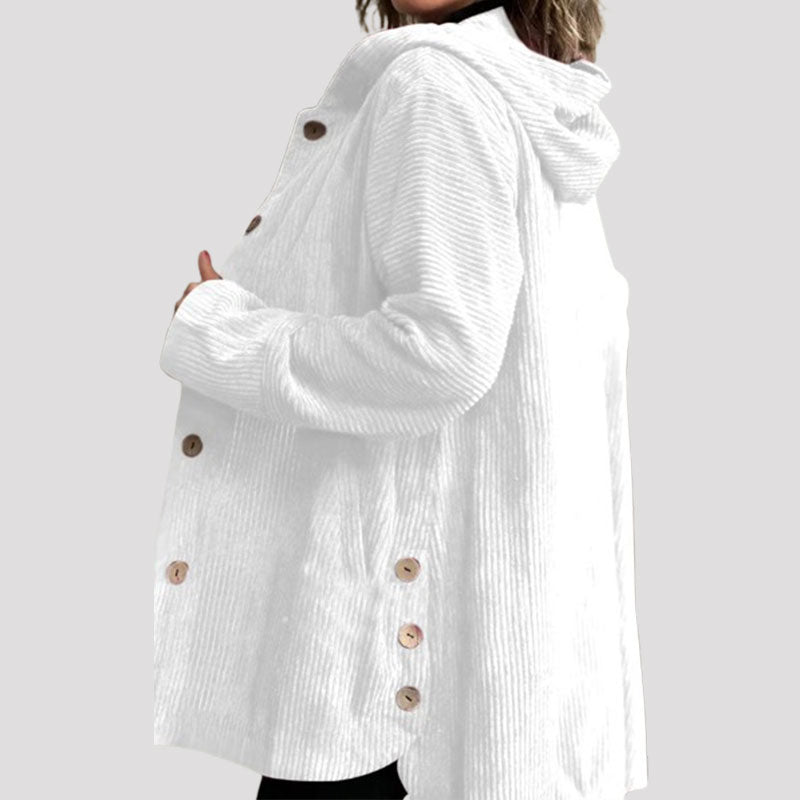 Look de moda outono/inverno com jaqueta feminina casual de capuz, quente e estilosa.