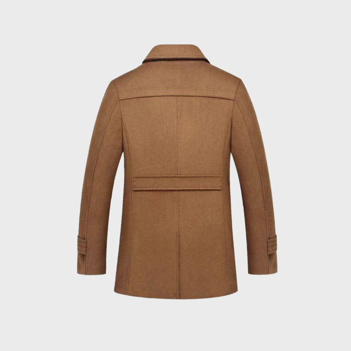 Peacoat clássico sobrecasaca masculino, agasalho versátil e elegante para ocasiões formais de inverno.