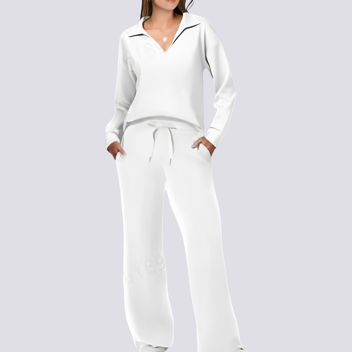 Mulher vestindo conjunto de loungewear Tiana feminino. Roupa de casa casual e macia para máximo conforto.