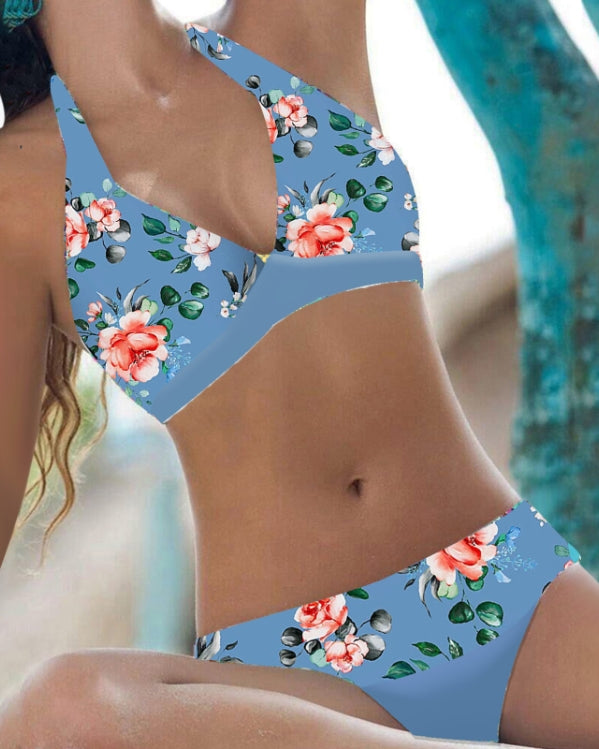 Biquíni de cintura alta feminino para o verão. Conjunto estiloso perfeito para a praia, piscina e suas férias. Conforto único.