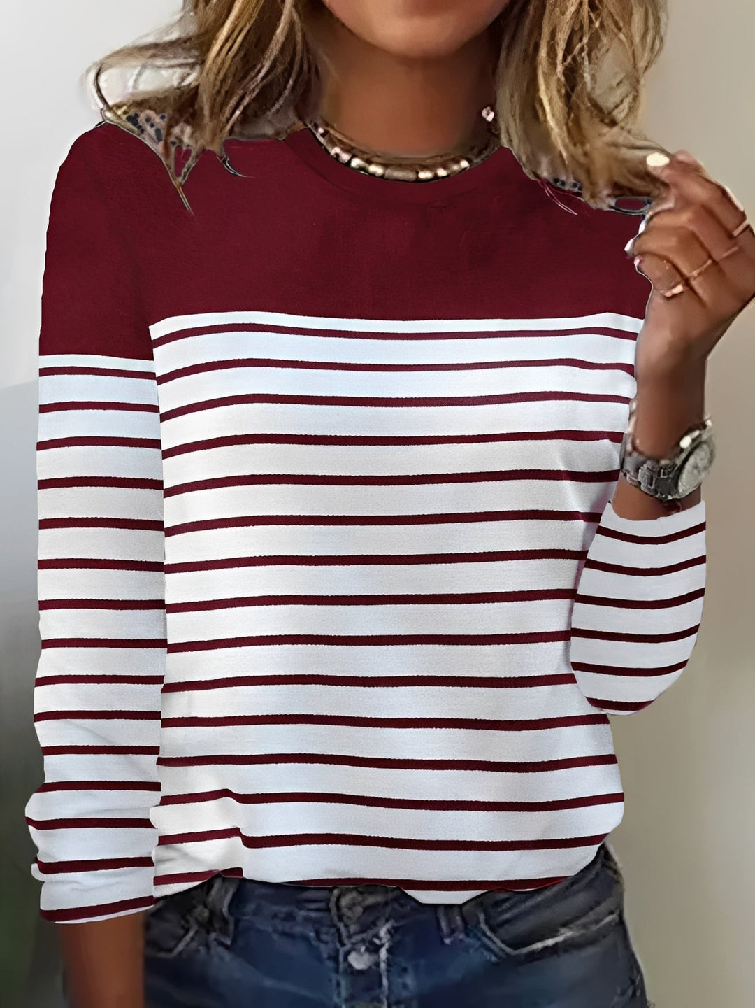 Blusa feminina de manga longa confortável para o dia a dia, estilo casual e versátil de outono.