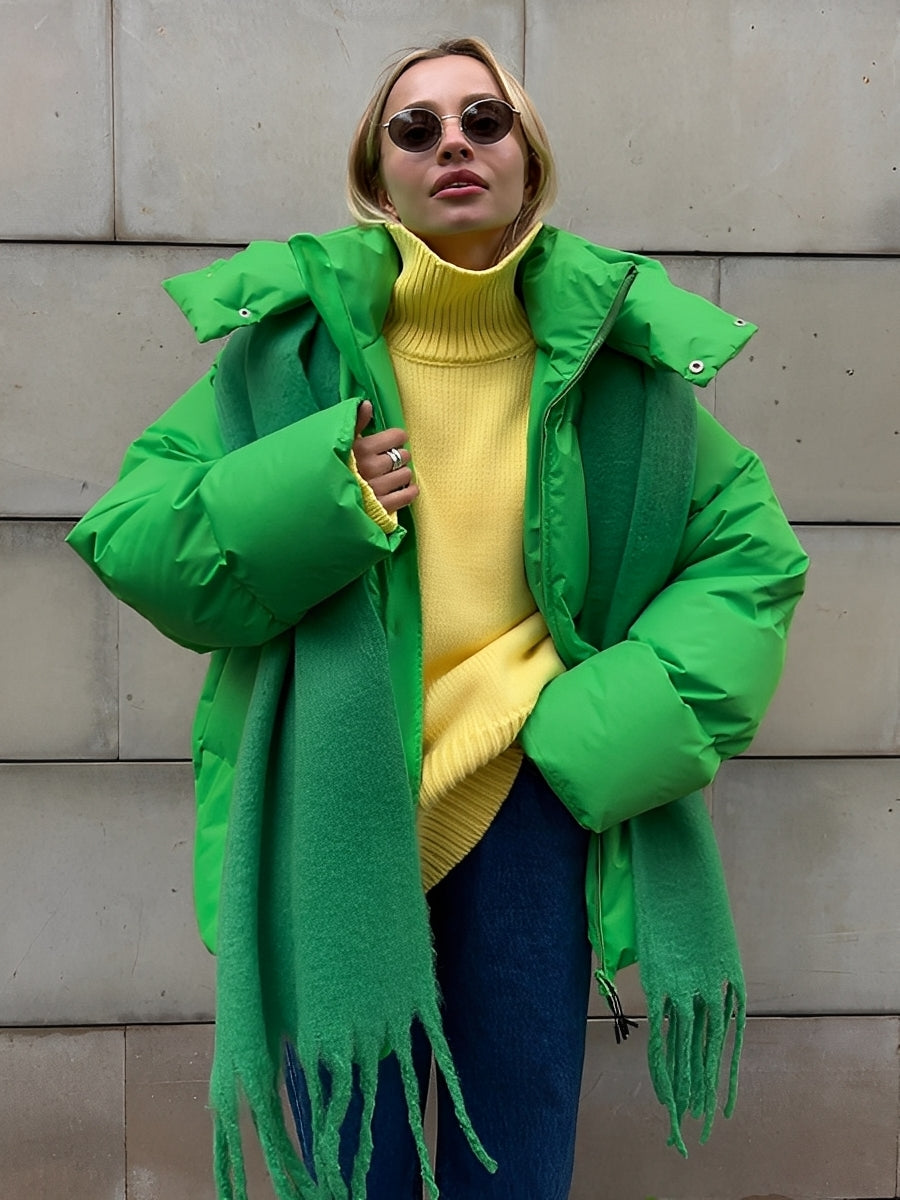 Jaqueta feminina acolchoada para inverno, quente e confortável, ideal para dias frios.