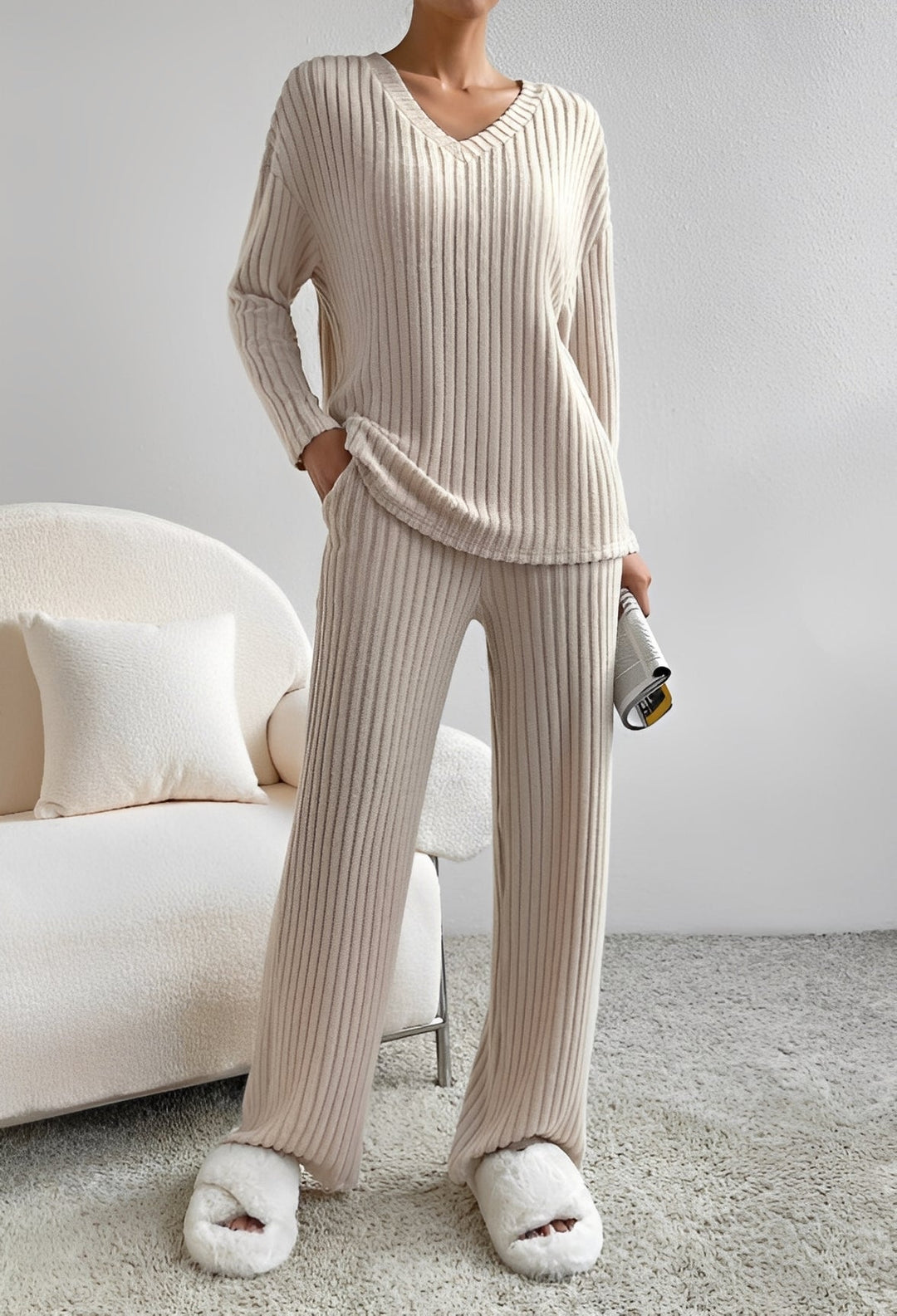 Conjunto feminino listrado solto, confortável e estiloso para moda casual de verão.