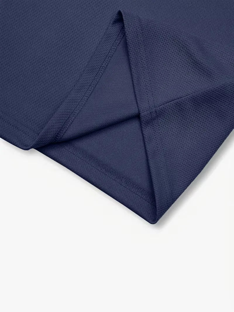 Roupa casual de verão: conjunto masculino com polo e calção, leveza e frescor.