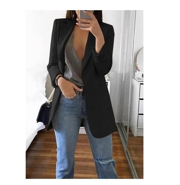 Blazer feminino slim fit, elegante para eventos sociais. Moda outono/inverno feminina.
