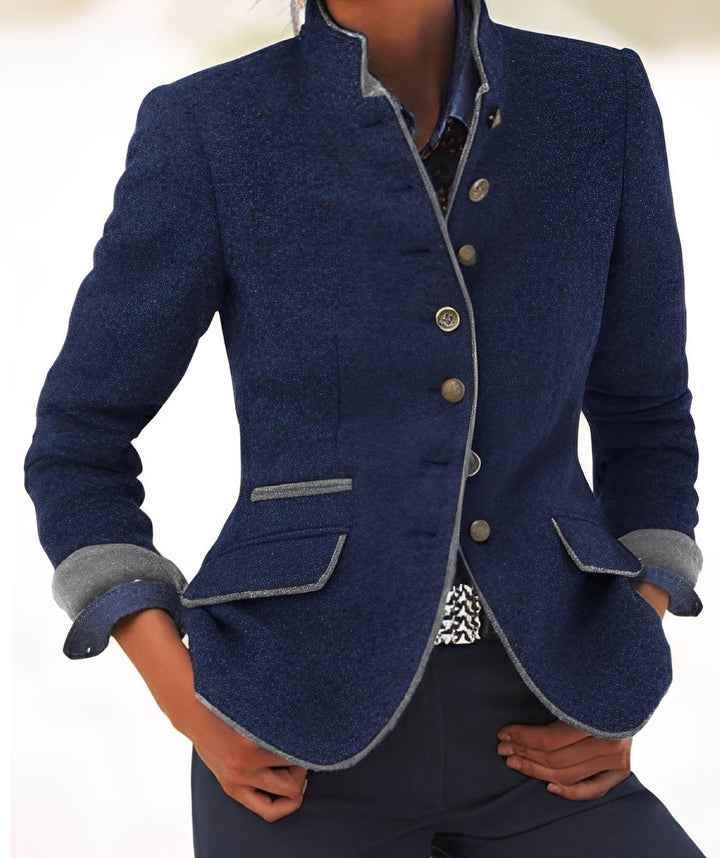 Jaqueta casual feminina Kaelyn de outono/inverno, com bolsos funcionais e toque moderno para seu estilo.