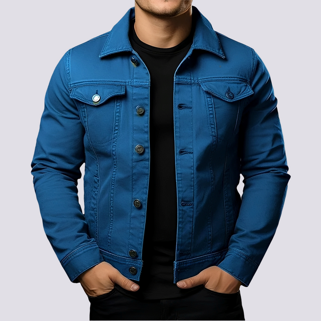 Roupa masculina: Jaqueta casual Layton, essencial para o dia a dia, oferece conforto e estilo urbano na primavera.