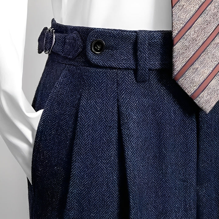 Calça masculina solta, confortável e versátil para outono/inverno. Essencial para o conforto diário.