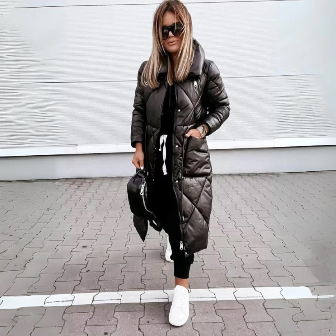 Moda inverno feminina: Parka comprida elegante, casaco longo para um estilo casual e sofisticado no frio.