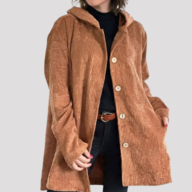 Confortável jaqueta feminina com capuz, ideal para o frio do outono/inverno, estilo casual.