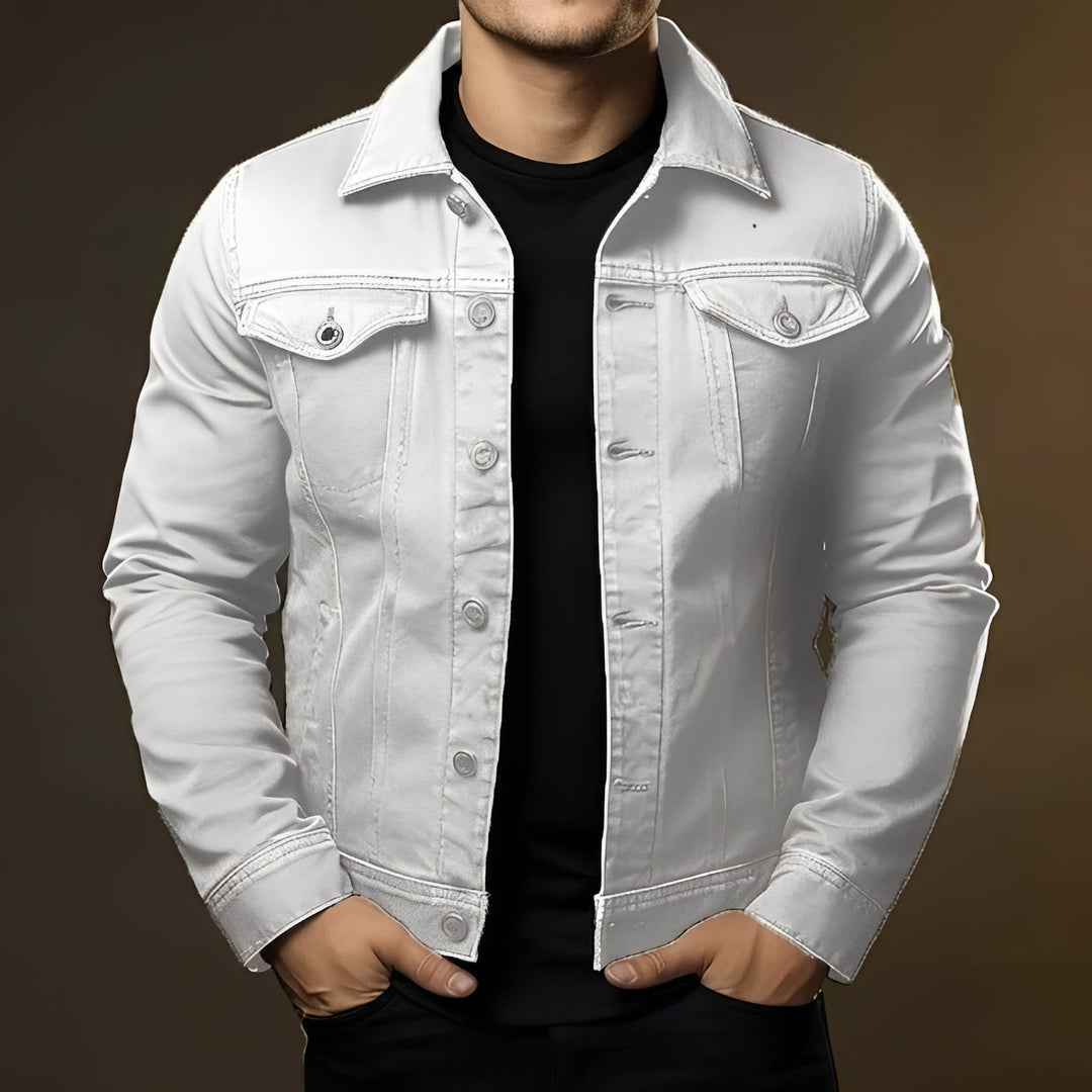 Jaqueta jeans masculina corte slim, moderna e versátil para looks casuais e do dia a dia. Moda homem com conforto.