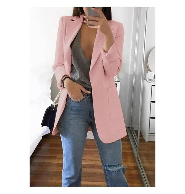 Blazer feminino alongado, moderno e chique. Ideal para outono/inverno, moda elegante.