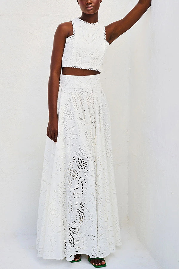 Set duas peças: saia midi cintura alta e top com bordados delicados, estilo verão.