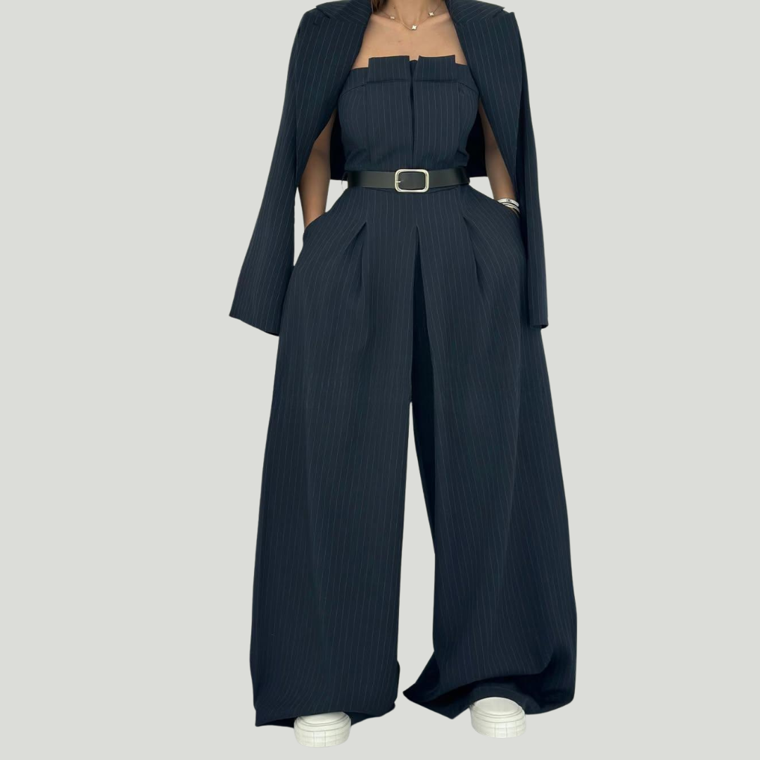 Conjunto Julia feminino elegante com bustier e casaco. Roupa chic e versátil para moda portuguesa.