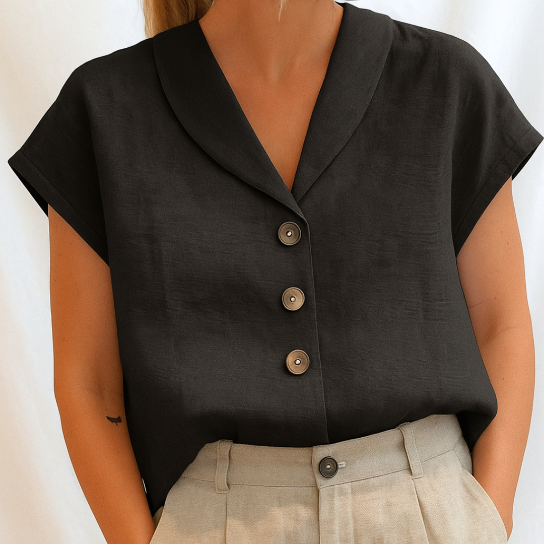 Blusa feminina lisa e elegante para qualquer ocasião. Camisa de manga curta, casual e escritório.