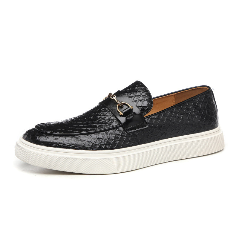 Sapatos masculinos pretos, ideais para estilo social ou casual chic. Calçado moderno que oferece conforto e versatilidade.