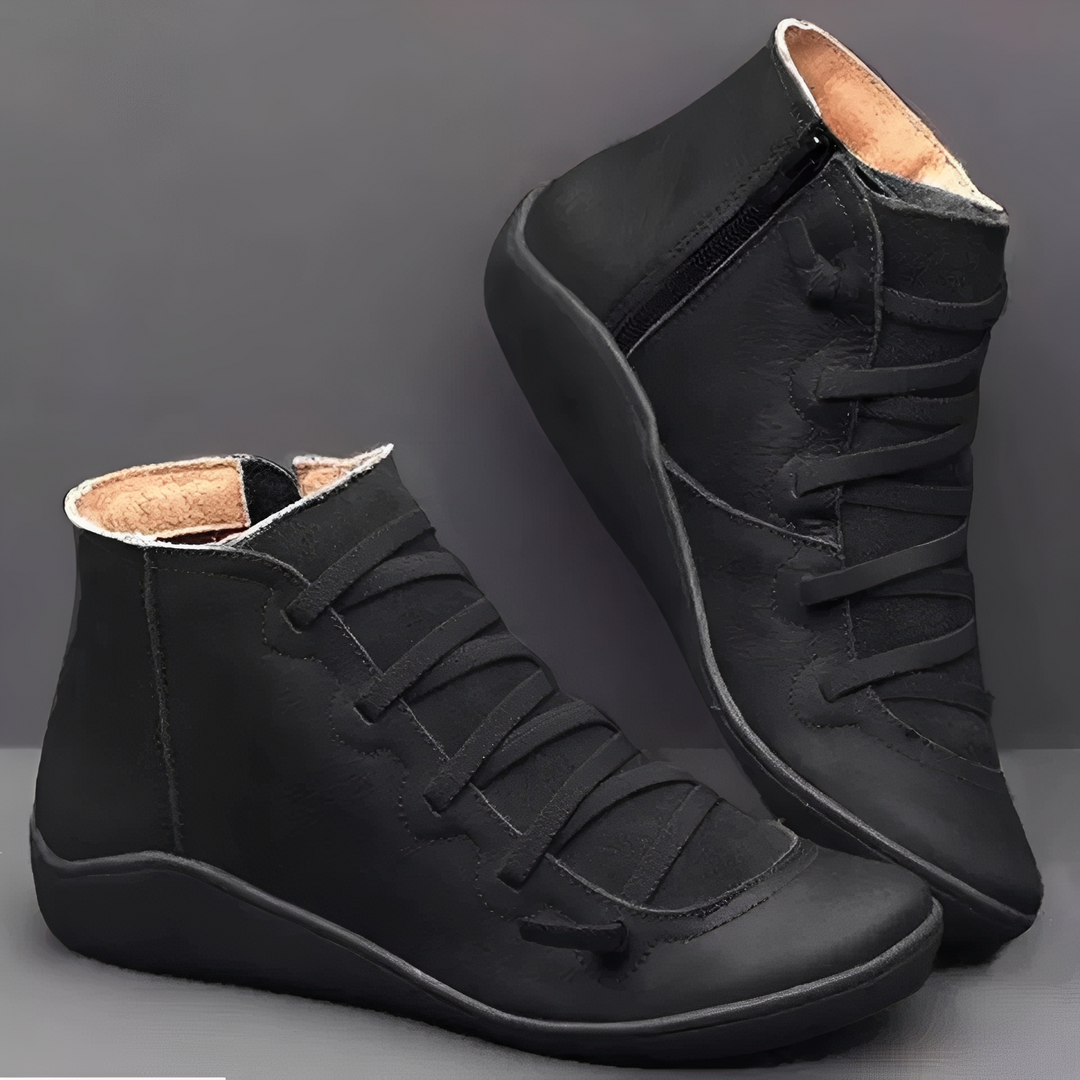 Botas femininas casuais com cadarço, ideais para o conforto e o estilo da moda outono no dia a dia.