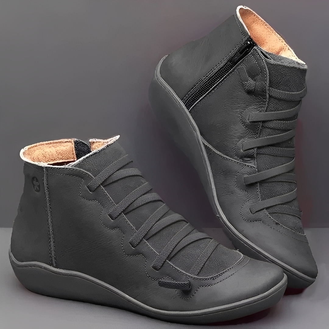 Botins femininos versáteis com cadarço, design casual que oferece conforto e estilo para o dia a dia.