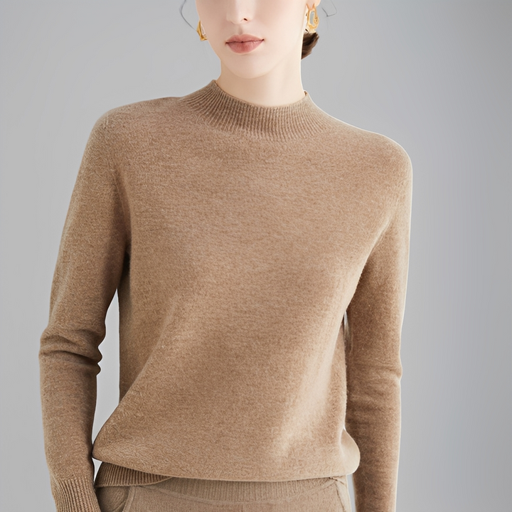 Suéter feminino de gola alta. Peça versátil para looks casuais e elegantes de outono.