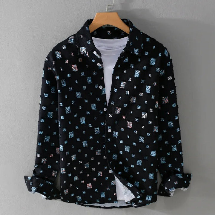 Linda camisa feminina de botões, perfeita para primavera/verão. Blusa casual de manga longa, ideal para um visual fresco e elegante.