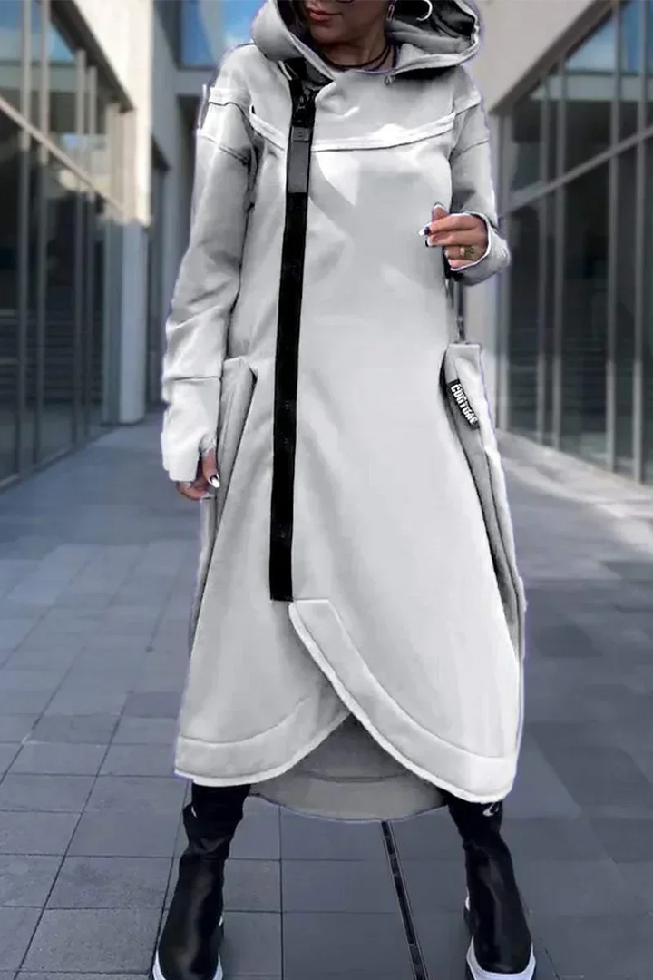 Moletom feminino casual longo com zíper e capuz, ideal para conforto e moda inverno com um toque moderno.
