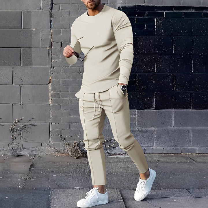 Conjunto masculino confortável: suéter e calça para o dia a dia. Ideal para lazer e estilo casual de inverno.