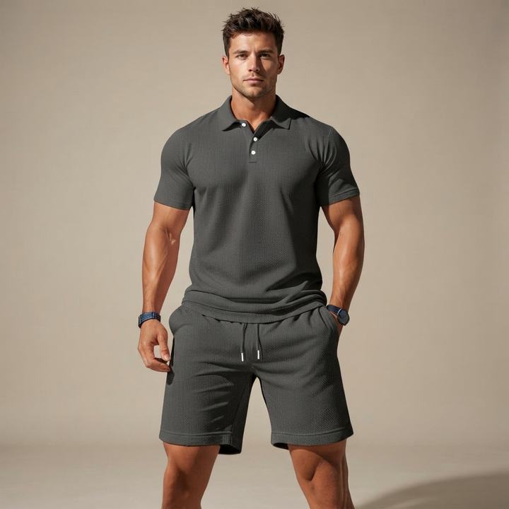 Conjunto casual masculino Ollie: shorts e camisa de tecido leve e respirante. Ideal para o calor do verão.