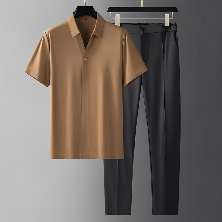 Roupa masculina versátil com polo curto de algodão e calças elegantes. Perfeito para o estilo casual chique do verão.