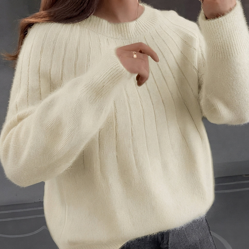 Suéter feminino elegante de tricô, ideal para inverno e outono. Pullover confortável e moderno para moda feminina.