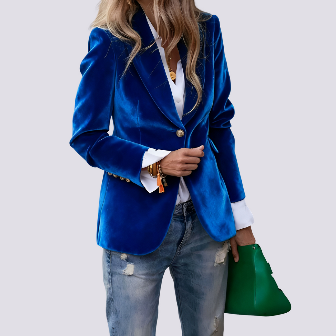 Blazer feminino versátil para moda executiva, um casaco feminino essencial para o estilo profissional.