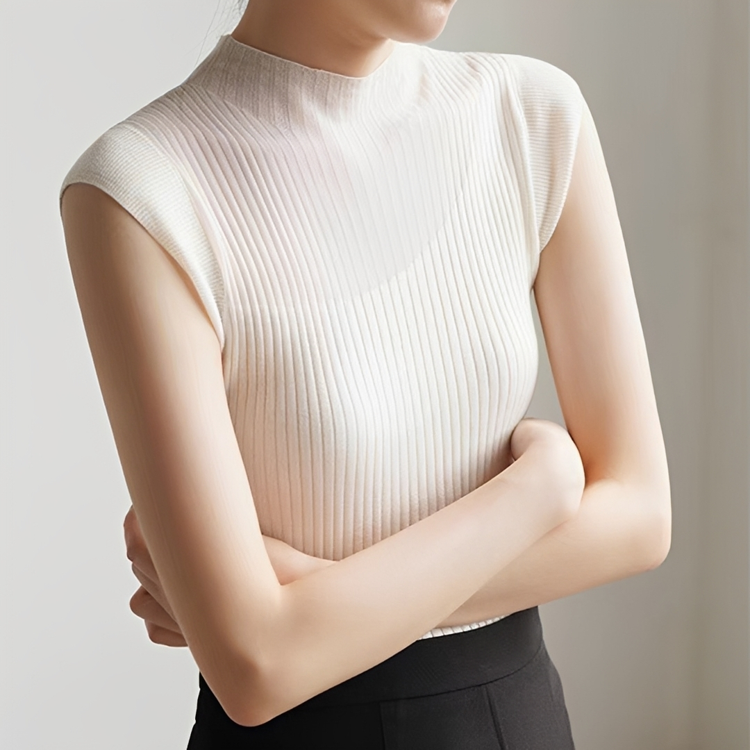 Top feminino de verão sem mangas, com detalhe em patchwork. Perfeito para um look casual e estiloso.