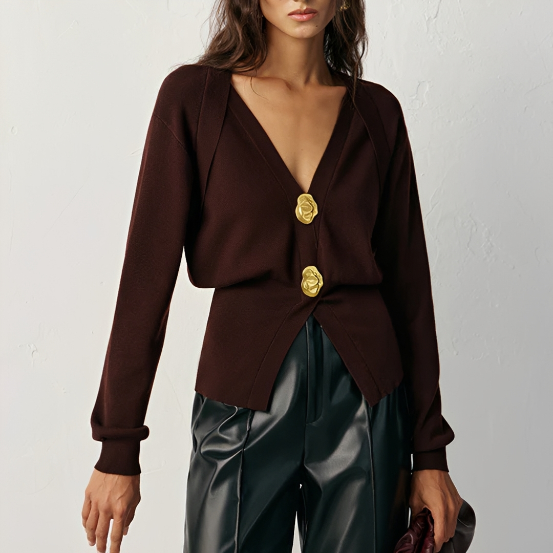 Cardigan feminino elegante com decote V. Casaco essencial de moda outono para roupa feminina e estilo casual.