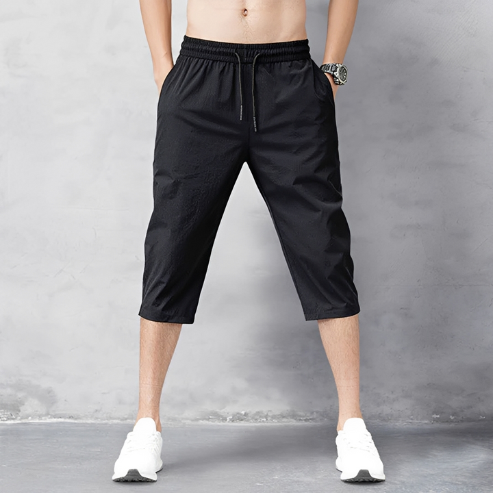 Bermuda masculina casual com stretch, perfeita para conforto e estilo no verão. Ideal para dias quentes e moda praia.