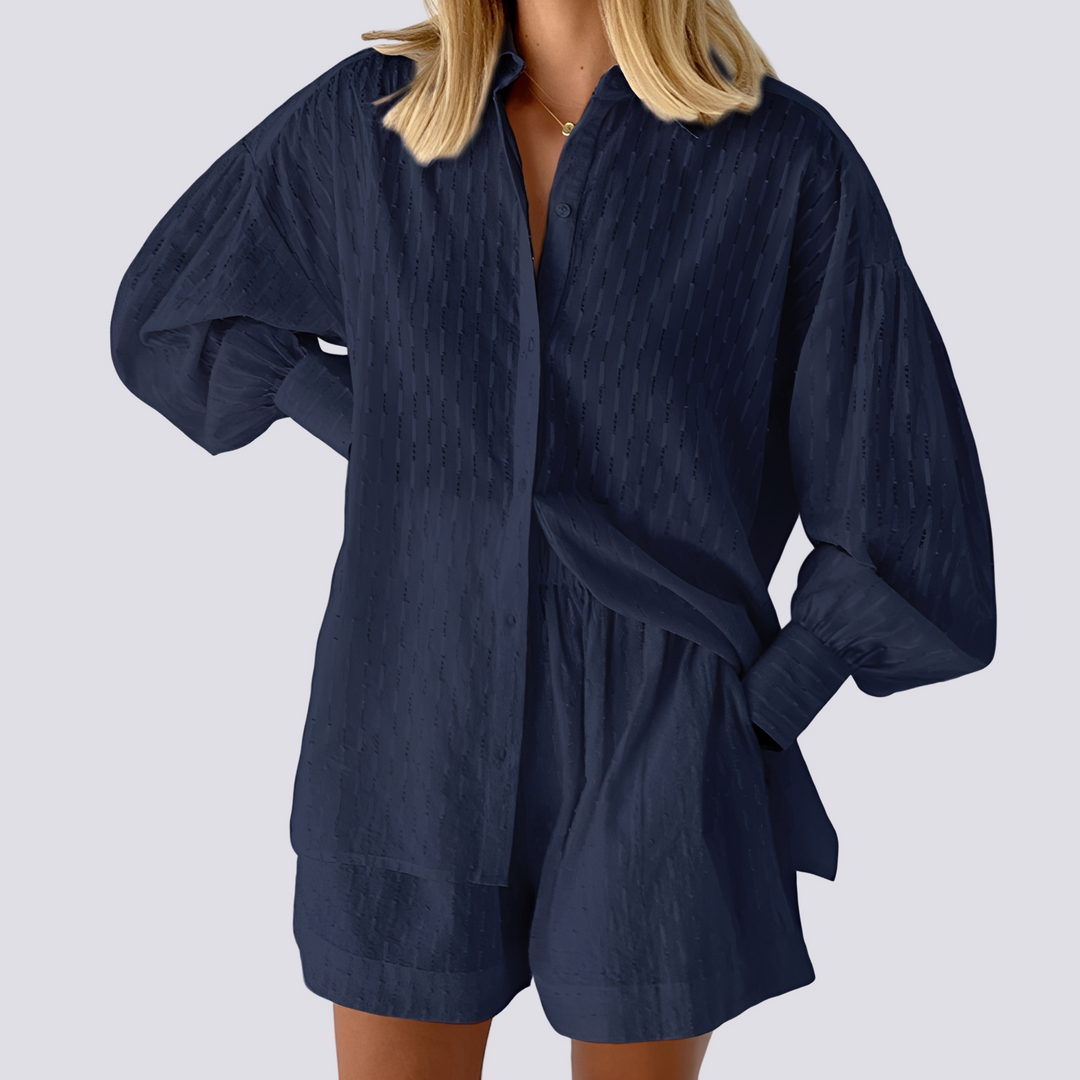 Conjunto feminino duas peças, caimento solto. Roupa elegante de verão para moda casual descontraída e viagens.