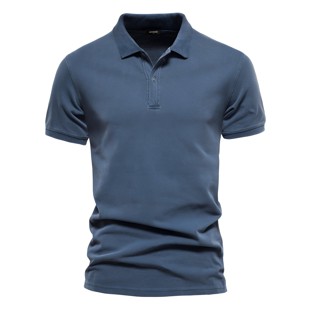 Camisa polo masculina para o verão, corte slim fit que oferece conforto e estilo. Roupa casual e chique para diversas ocasiões.