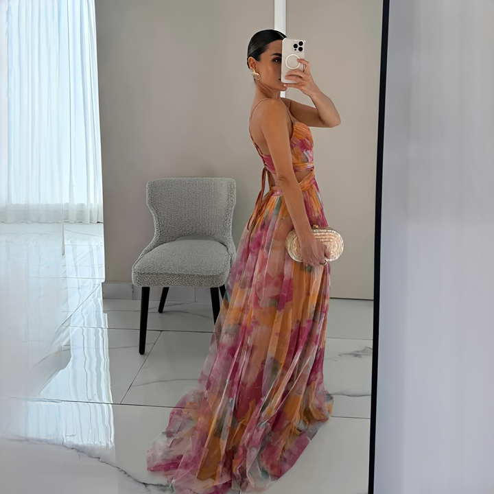 Vestido longo feminino elegante para celebração ou ocasião especial. Modelo fluido com cintura ajustável.