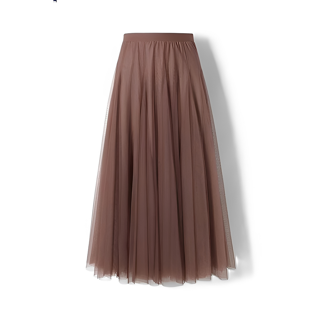 Moda feminina: saia midi plissada que combina conforto e estilo.