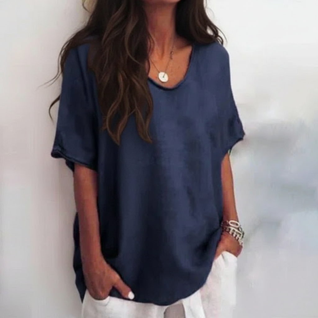 Camiseta feminina Aurora confortável e casual de gola redonda, ideal para momentos relax no verão.