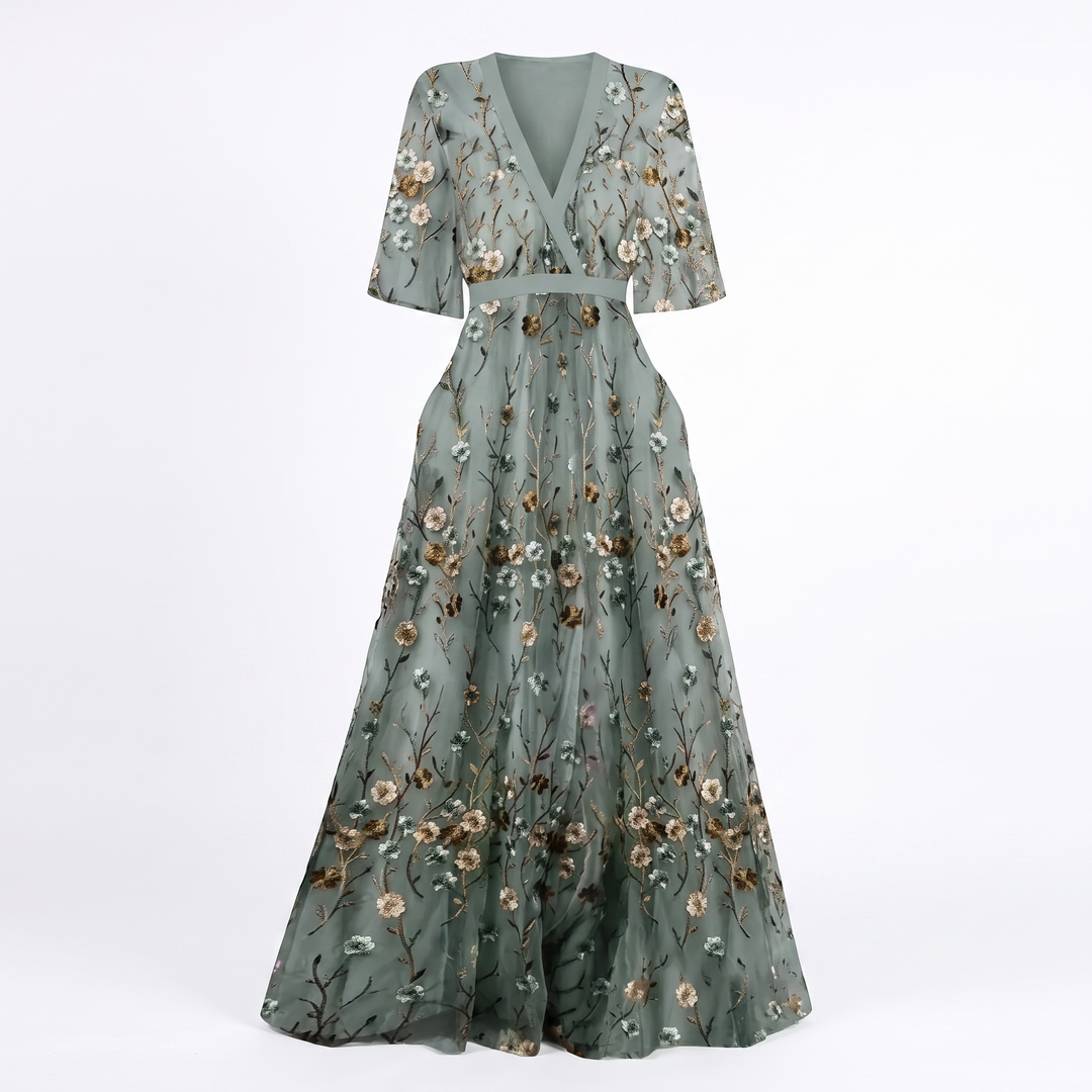 Vestido feminino longo elegante e fluido, ideal para a moda verão. Conforto e estilo para dias quentes.