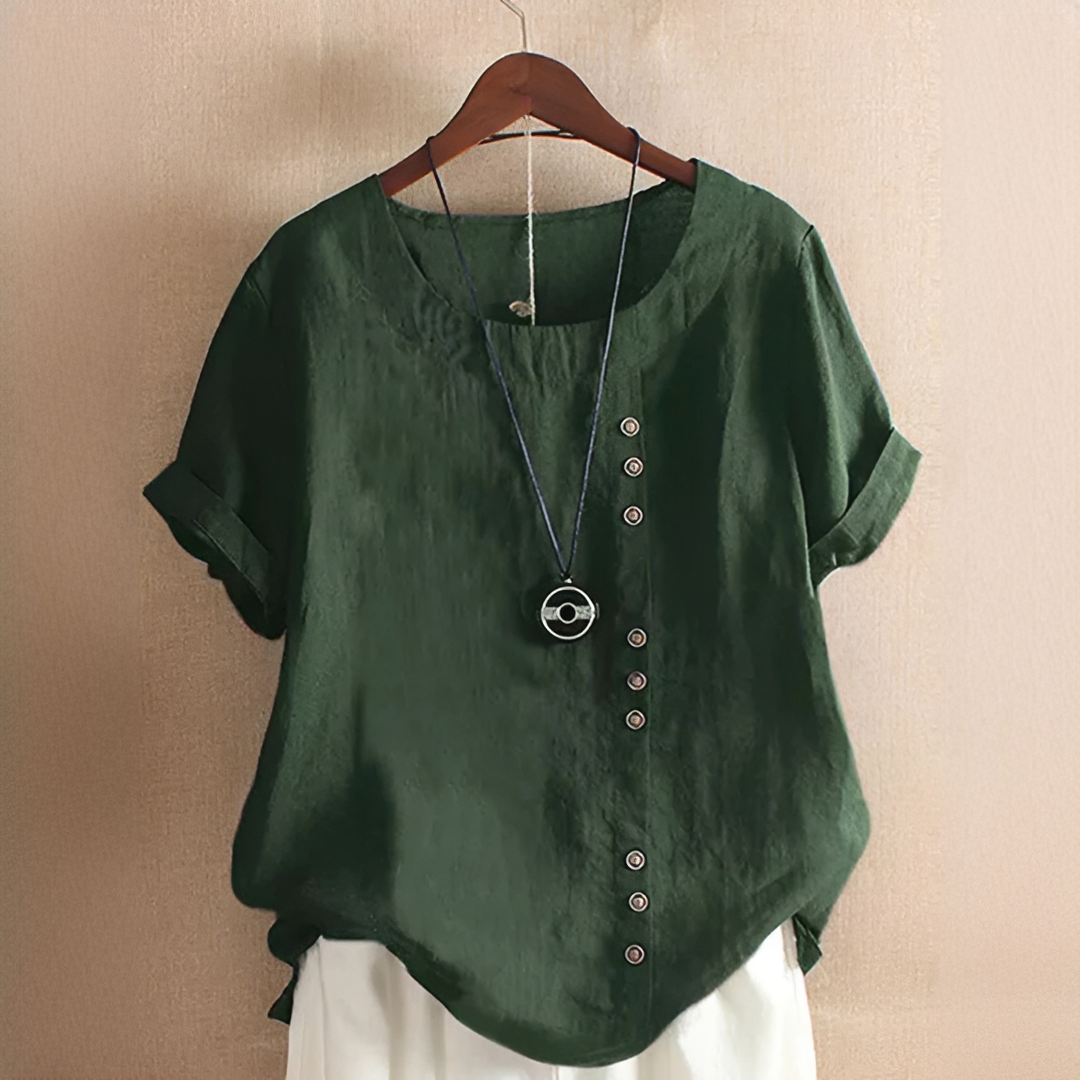 Confortável blusa feminina Noelle com caimento solto e botões. Roupa de verão casual e estilosa para mulheres.