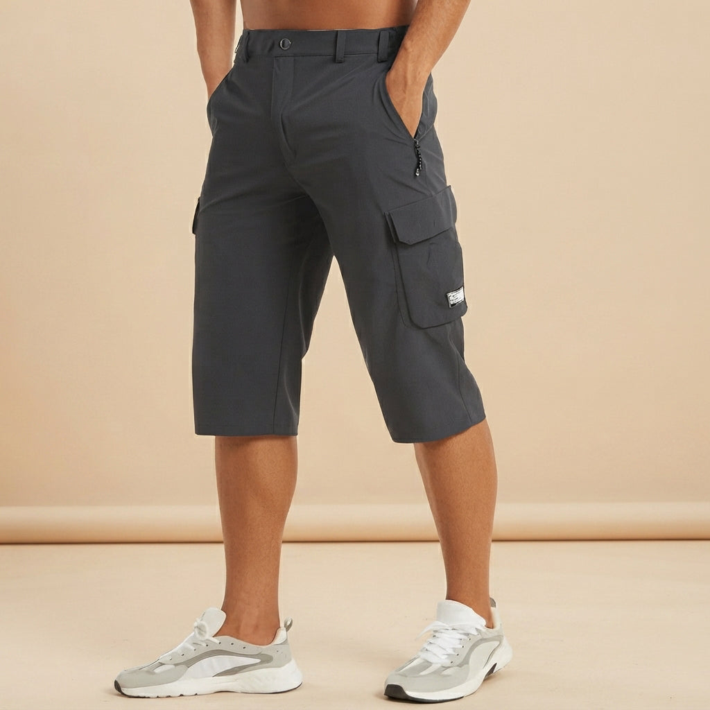 Shorts masculinos cargo flexíveis, ideais para conforto casual. Praticidade e estilo para suas atividades diárias ou viagens.