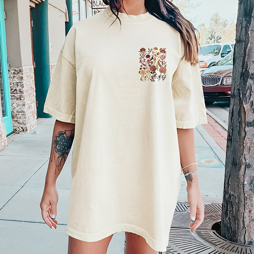 Camiseta feminina floral estampada para verão, blusa casual confortável com design elegante para o dia a dia.