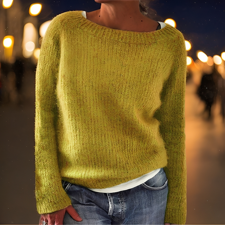 Suéter feminino folgado e aconchegante. Perfeito para o inverno e outono, oferece conforto e estilo casual.