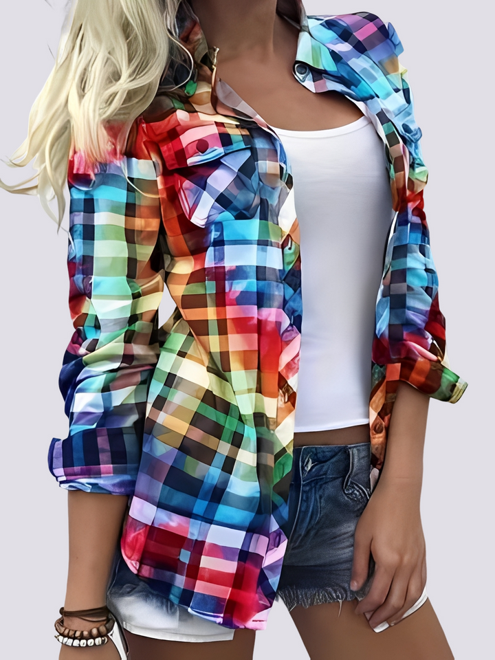 Blusa feminina casual colorida, perfeita para um look confortável e estiloso no verão.